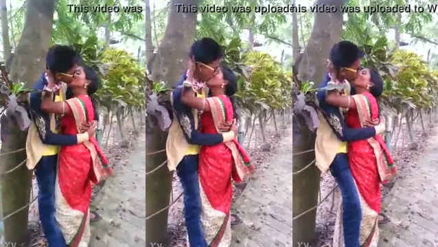 Watch Hot Indian Bhabhi Kissing Ex-BF Wildly - দেশি ভাবি এক্স বয়ফ্রেন্ডের সাথে প্যাশনেট কিস করে জ্বালিয়ে দিলো 🔥💋 full viral video leaked