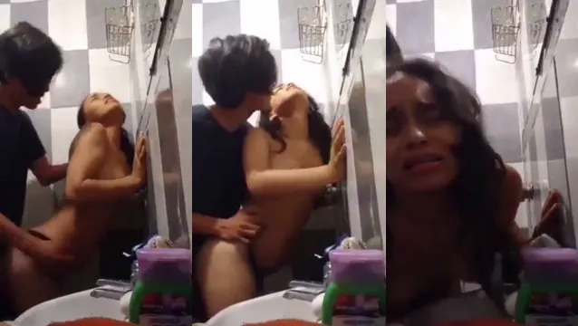 Watch Young Desi Girl Painful Monster Dick Bathroom Surprise - বাথরুমে যুবতীর মনস্টার ডিকের কষ্টের হার্ড ফাক 🔥 full viral video leaked BD