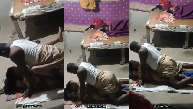 Shocking Muslim Father Fucking Daughter In Front Of Mom - দেশি বাবা মেয়েকে মায়ের সামনে চোদছে 🔥😱