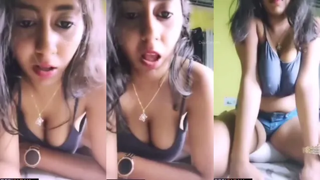 Watch Horny Indian Beauty Steamy Pillow Ride Live Video Call - হর্নি ডেসি বিউটির লাইভ ভিডিও কলে পিলো রাইড 🔥 full viral video leaked BD