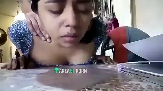 Watch Horny Desi Student Fucked Hard by Teacher in Classroom - দেশি হর্নি ছাত্রীকে টিচার চুদে পাগল করে দিলো 🔥 full viral video leaked