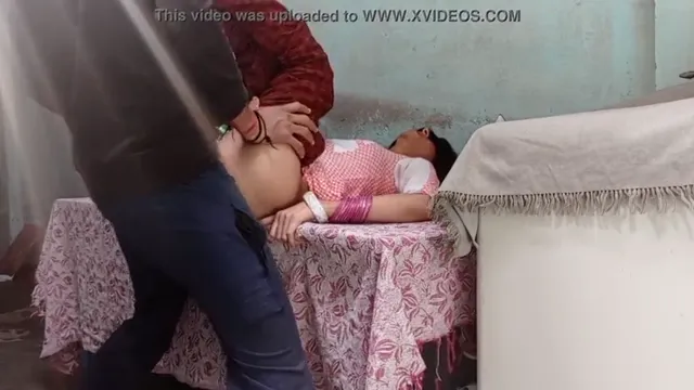 🔥 Desi Jija Fucking Sexy Sali Big Ass Hardcore - জিজা সালির গরম গান্ড চুদে ছাড়লো XXX Porn Video