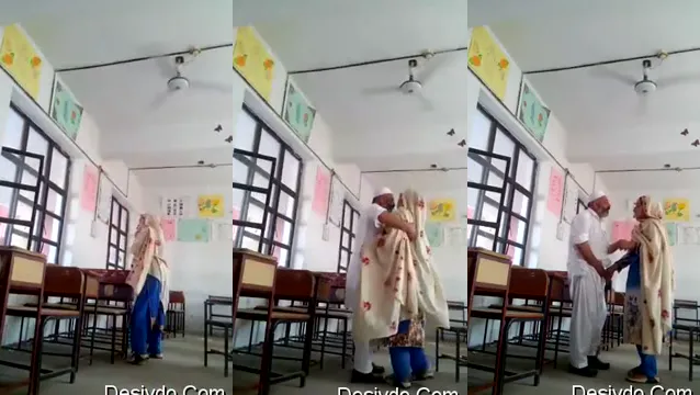 স্কুলের স্যারের ধোন গভীরে চুষে মাল খেলো 🔥 Hot Figure School Girl Real Blowjob Video - অস্থির বডি নিয়ে পুরো রাত চোদাচুদি