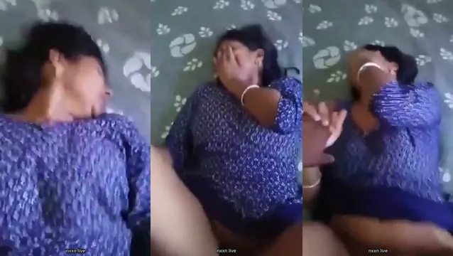 Watch Super Hot Tamil Mallu Aunty Hardcore Fucked By Desi BF - তামিল মল্লু আন্টিকে ডেসি বয়ফ্রেন্ড হার্ডকোরে চুদে দিলো পুরো রাত 🔥 full viral video leaked