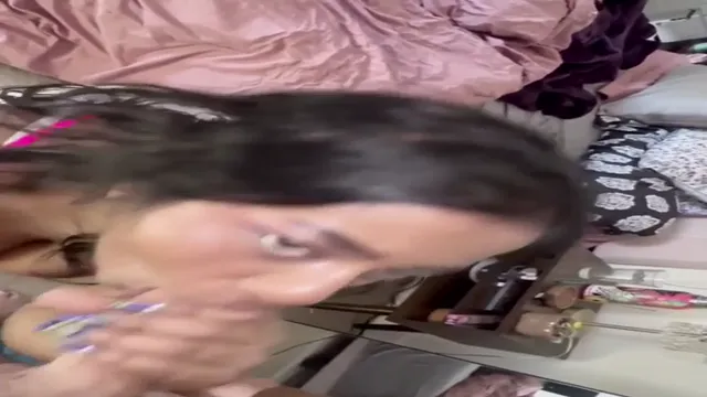 Desi Hot Wife Blowjob - স্ত্রীর মুখে স্বামীর সব কিছু নিয়ে গরম মজা দেখুন এখনই ভিডিও