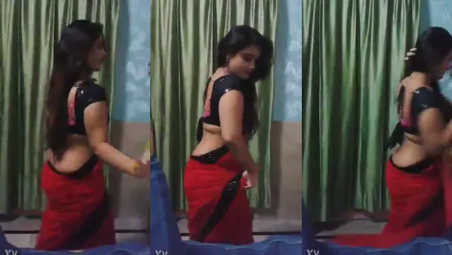 🔥 Sexy Slim Bhabhi Hot Sensual Dance XXX Video With Desi BF - স্লিম ভাবির গরম সেক্সি নাচ দেখে দেশি BF পাগল হয়ে গেলো পুরোটা