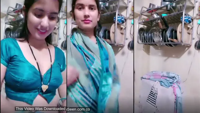 Watch Marathi Bhabhi Hot Video Call With Desi BF Full Night - মারাঠি ভাবীর গরম ভিডিও কলে দেশি বয়ফ্রেন্ডের সাথে চুদাচুদি 🔥 full viral video leaked BD