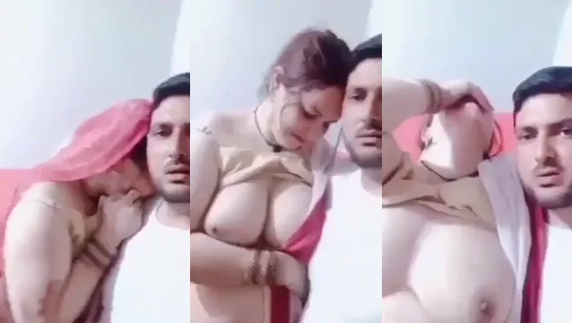 Watch Pak Bhabhi Big Boobs Show for Desi BF - পাকিস্তানি ভাবীর বিশাল বুক দেখে মজা নিলাম 🔥 Hot Desi Leaked full viral video leaked BD