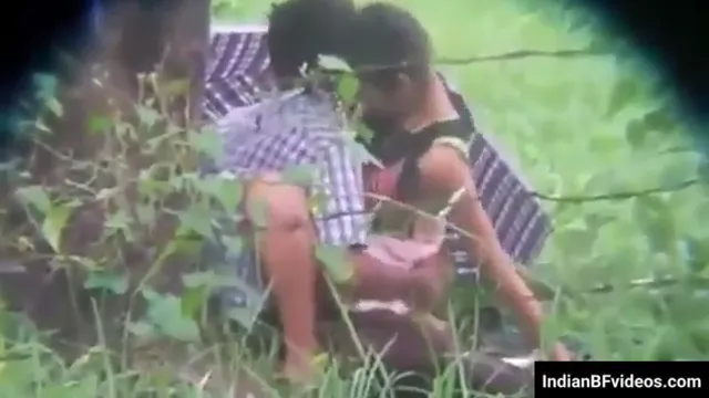 Watch Viral Park Sex MMS Video Desi Bf Girlfriend Outdoor Chudai - পার্কে গার্লফ্রেন্ডকে জোরে চোদার হট সেক্স 🔥 full viral video leaked BD