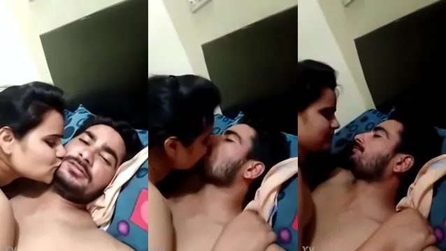 Watch Hot Desi Girl Sexy Kissing with BF XXX - দেশি হট গার্লফ্রেন্ডের সাথে বিএফ এর প্যাশনেট সেক্সি চুমু ভিডিও 🔥 full viral video leaked