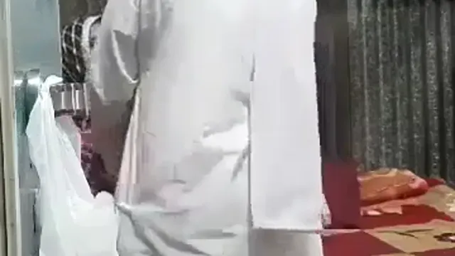 Watch Bangladeshi Muslim Molana Viral Sex Clip with Desi Bf - মোলানার হার্ডকোর সেক্স ভিডিও ভাইরাল! লিকড দেখুন 🔥 full viral video leaked