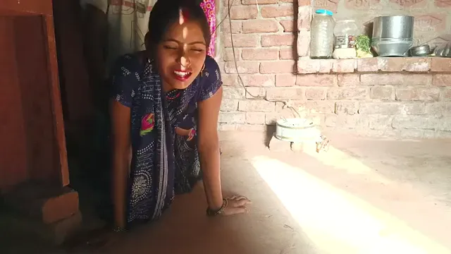 Watch Dehati Village Bhabhi Devar Hardcore Fucking Video - গ্রামের ভাবী দেওরের সাথে জোরে চোদাচুদি করে পুরো রাত জ্বালাল 🔥 full viral video leaked BD