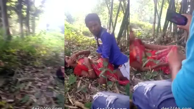 Jungle Me Bhabhi Ki Hardcore Chudai With Desi BF - জঙ্গলে ভাবির সাথে দেশি BF এর পাগল করা চুদাচুদি 🔥 Hot Indian Sex Film