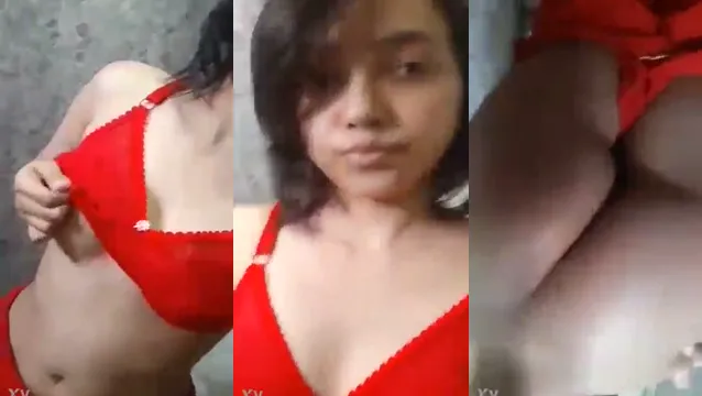 Desi Beautiful Girl Showing Small Boobs Nipples to BF - ছোট বুবস ও হার্ড নিপল দেখিয়ে গরম করে দিলো তার প্রেমিককে 🔥
