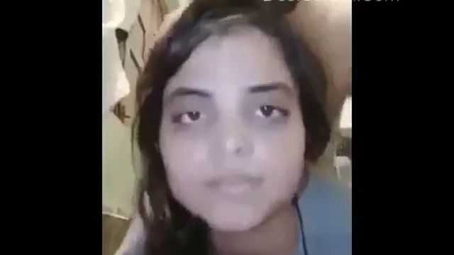 Watch Stunning Pakistani College Student Sidra Hot CFNM Bedroom Session - পাকিস্তানি কলেজ গার্ল সিদরার থ্রবিং কানি টিজিং গরম সেশন 🔥 full viral video leaked BD