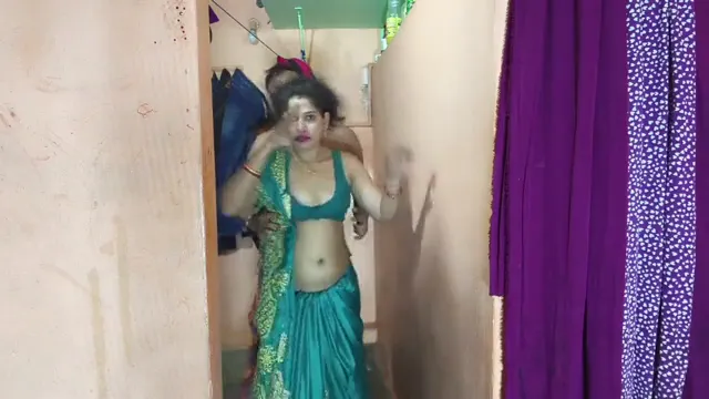 Watch Desi Bhabhi Painful Hardcore Sex With BF - দেশি ভাবির ব্যথায় কাঁদতে কাঁদতে BF এর সাথে হার্ডকোর চোদাচুদি দেখুন 🔥 full viral video leaked