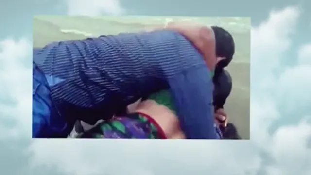 Out Of Control Indian Mother Public Sea Sex - Nympho MILF Stripped Naked & Hard Fucked! দেশি মাকে নৌকায় চুদে পাগল করলাম 🔥