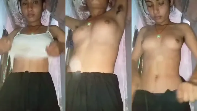 Cute Desi Girl Showing Tight Boobs To Desi BF - গরম দেশি মেয়ে টাইট বুবস দেখিয়ে BF কে পাগল করলো 🔥😍