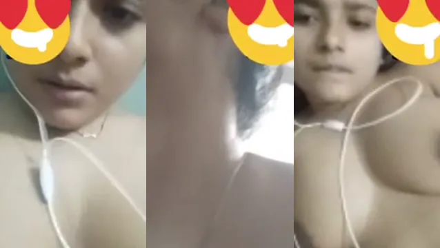 Hot Muslim Girl Nude Video Call With Desi BF - মুসলিম মেয়ের নগ্ন ক্যাম শো দেখুন, BF কে জ্বালিয়ে দিলো পুরো রাত 🔥