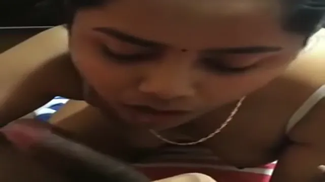 Desi Bhabhi Ne Devar Ka Lamba Lund Pura Andar Liya - ঘরে সান্নাটা, ভাবির ব্রা খুলে দেওরের সাথে জ্বালাময়ী চোদাচুদি শুরু 🔥