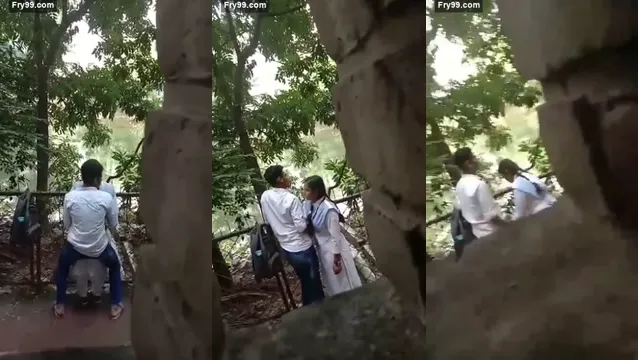 Watch College Girl Hidden Cam Outdoor Fuck Blowjob - কলেজ গার্লের আউটডোর চুদাচুদি হিডেন ক্যামে জ্বালিয়ে দাও 🔥 full viral video leaked BD