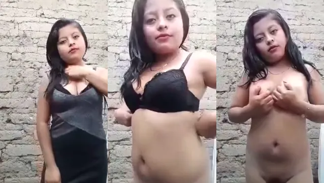 Watch Naughty Desi Girl Showing Naked Beauty Boobs To Desi BF - হট দেশি মেয়ের নগ্ন বুক শো দেখুন এখনই 🔥😍 full viral video leaked BD