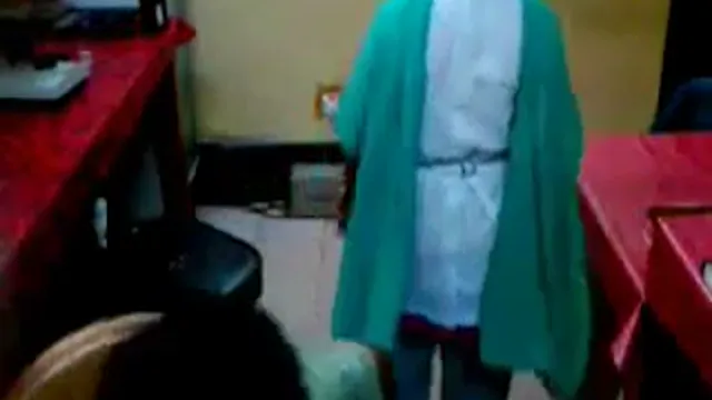 Watch Doctor Sucked Nurse Deep in Private Cabin - ডাক্তার নার্সকে কেবিনে একা পেয়ে চুষে চুষলো 🔥 বাংলা XXX full viral video leaked BD